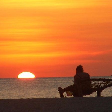 Sunset Kendwa Beach Hotel エクステリア 写真