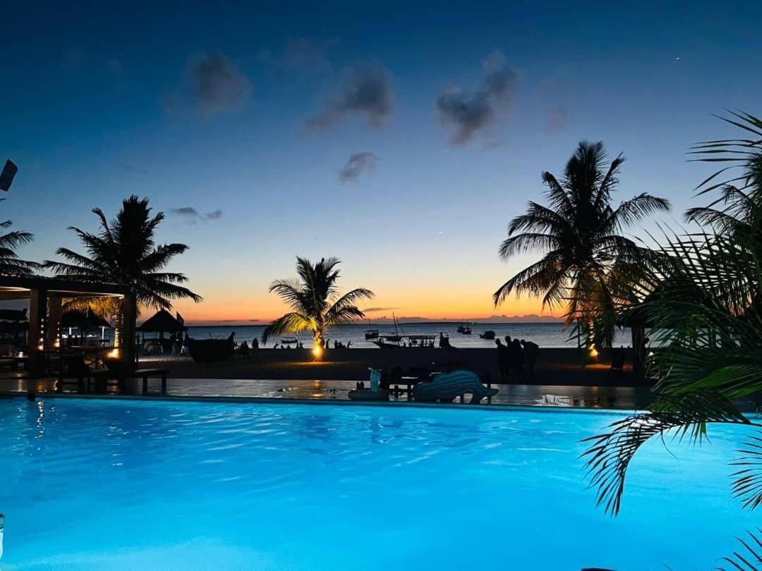 Sunset Kendwa Beach Hotel エクステリア 写真