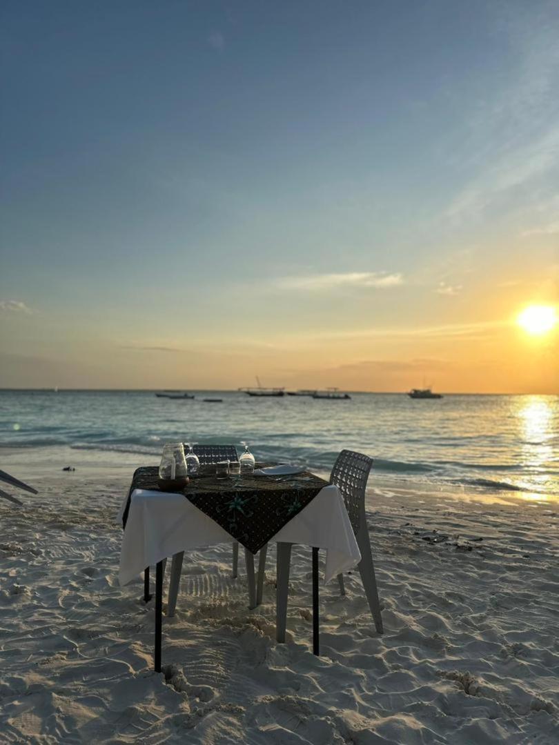 Sunset Kendwa Beach Hotel エクステリア 写真